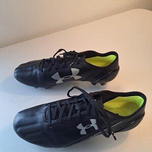 UNDER ARMOUR SOCCER CLEATS UNISEX SIZE 5.5 BLACK GRAPHITE